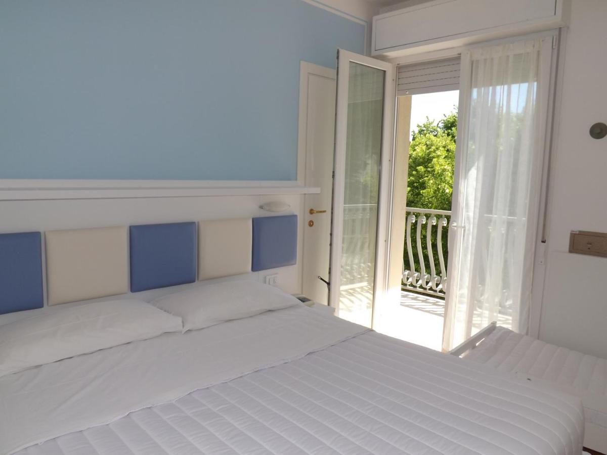 Hotel Gioiosa تْشيزيناتيكو المظهر الخارجي الصورة