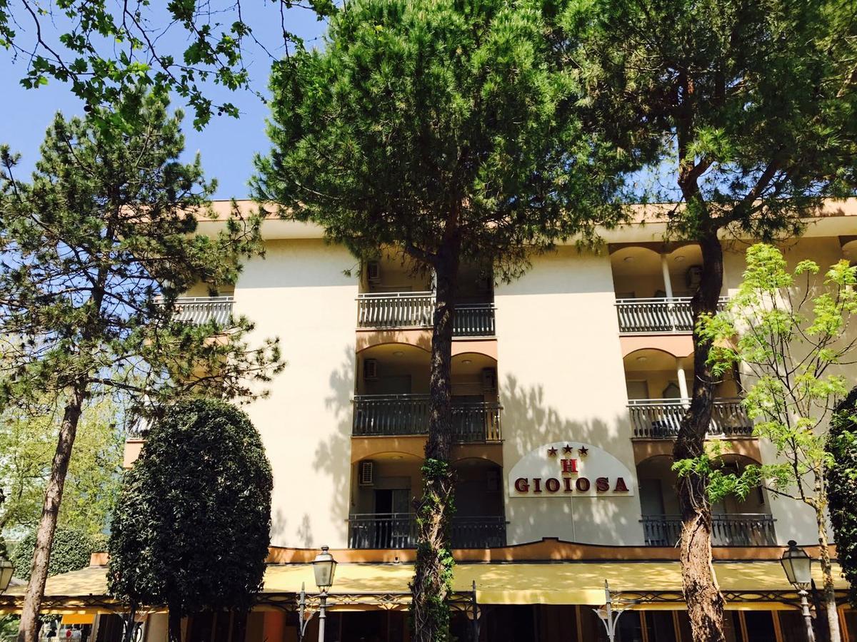 Hotel Gioiosa تْشيزيناتيكو المظهر الخارجي الصورة